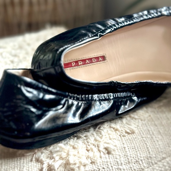 Prada Black Patent Leather Bow Flats - Picture 7 of 9